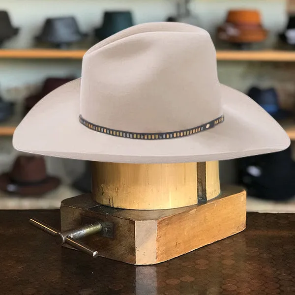 Classic Wide-Brim Beige Cowboy Hat with Unique Black-Blue Band