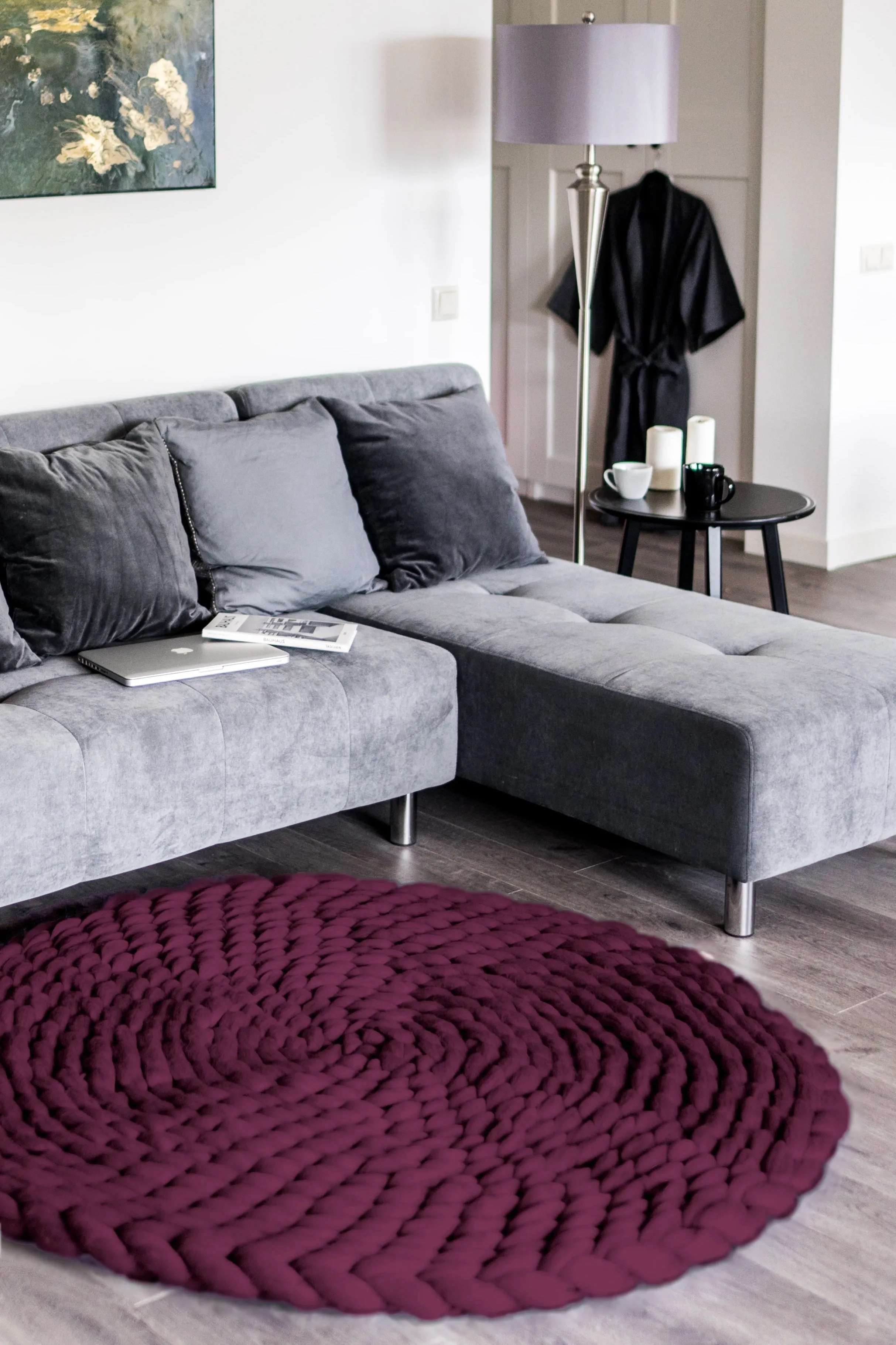 Medium round rug d=40” (100 cm)