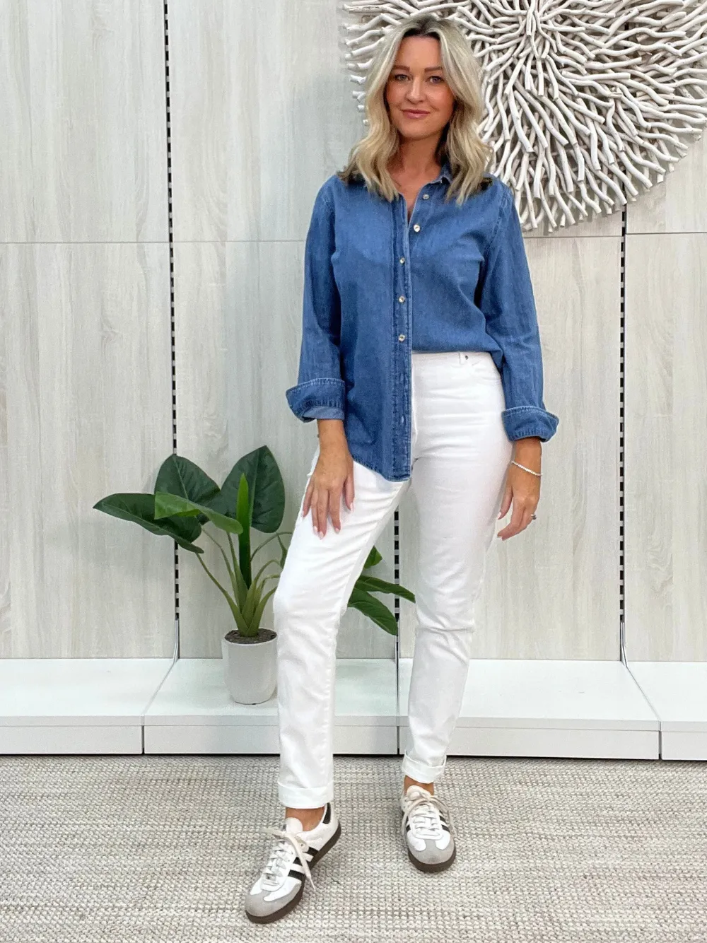 Miracle High Rise Jean - White