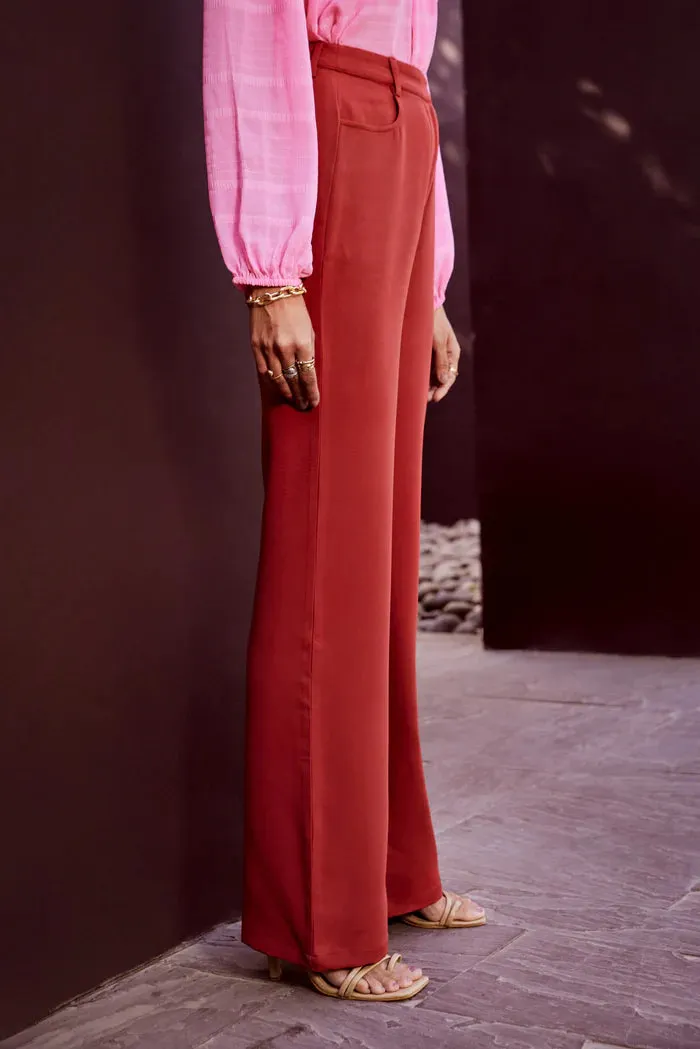 Qua Women Everyaday Hi-rise Flared Trousers