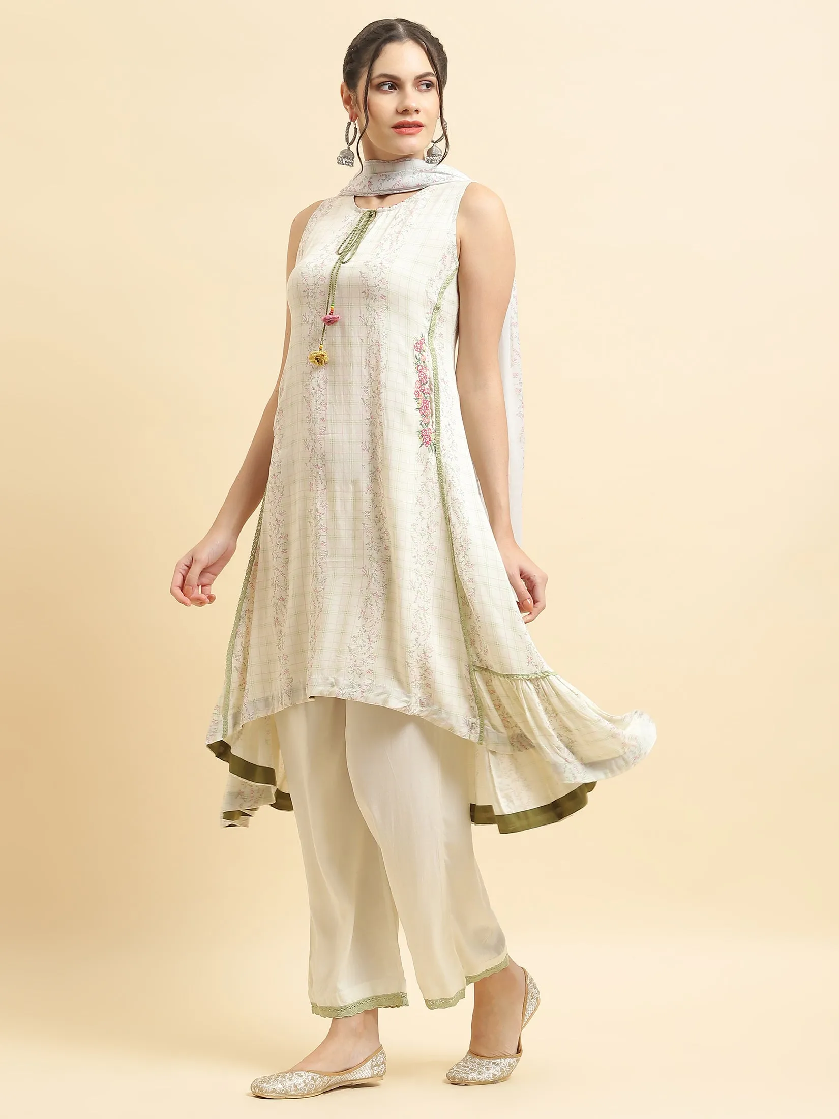 Women Liva Rayon White Floral Print Kurta Comfort Pant Dupatta